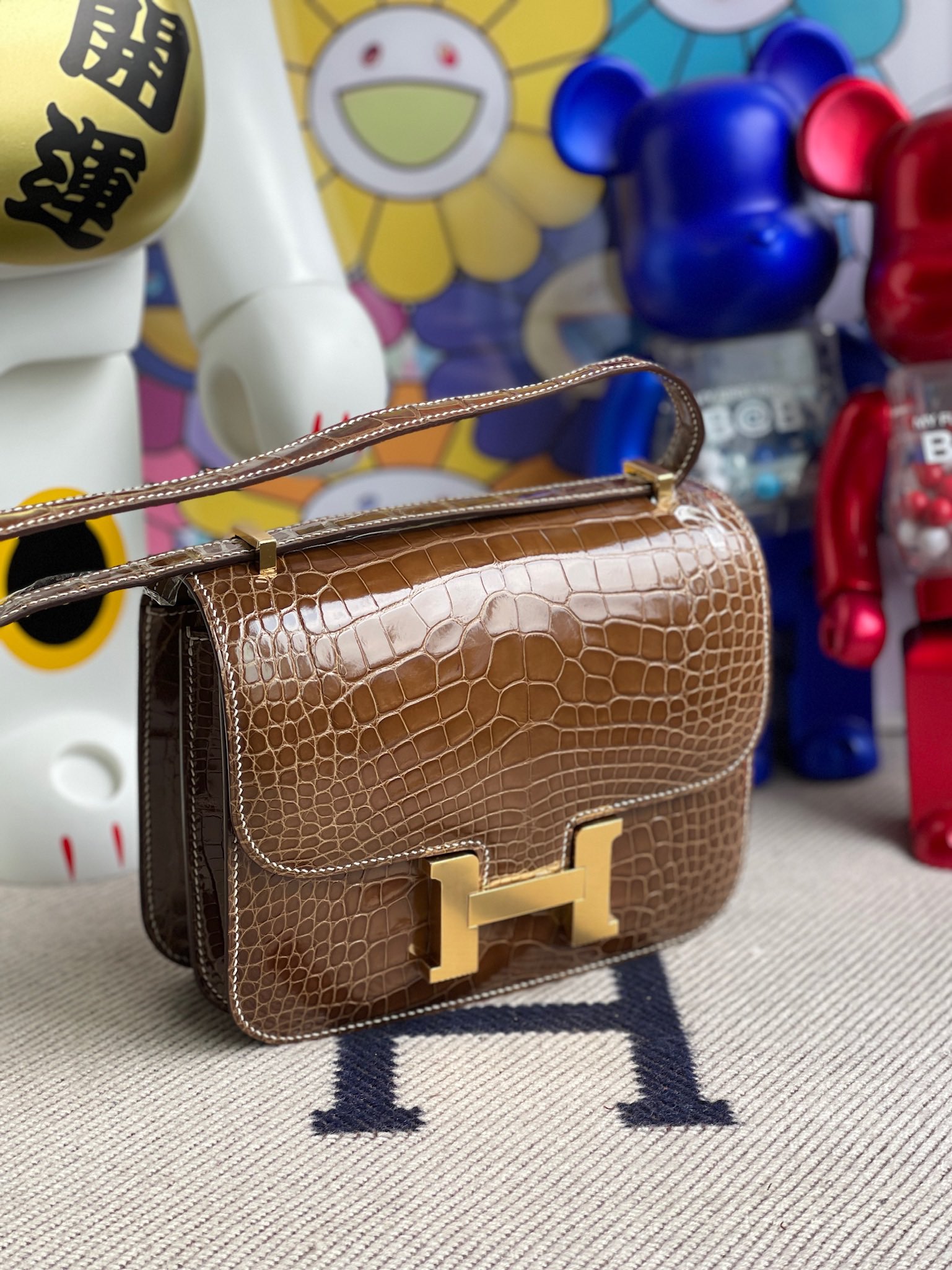 에르메스 콘스탄스18 브라운 금장 샤이니 악어가죽